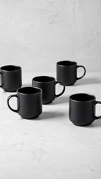 Black Ceramic Coffee Mug – Modern Minimalist Style